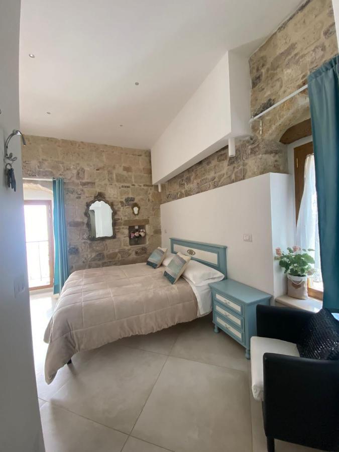Dimora Del Carmine Hotel Bari Kültér fotó