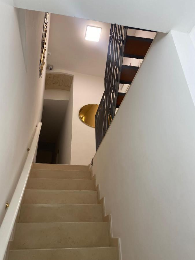 Dimora Del Carmine Hotel Bari Kültér fotó