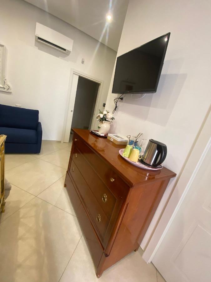 Dimora Del Carmine Hotel Bari Kültér fotó