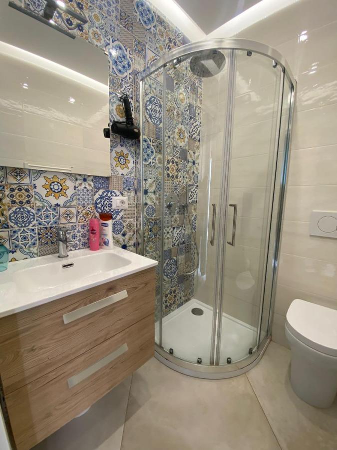 Dimora Del Carmine Hotel Bari Kültér fotó