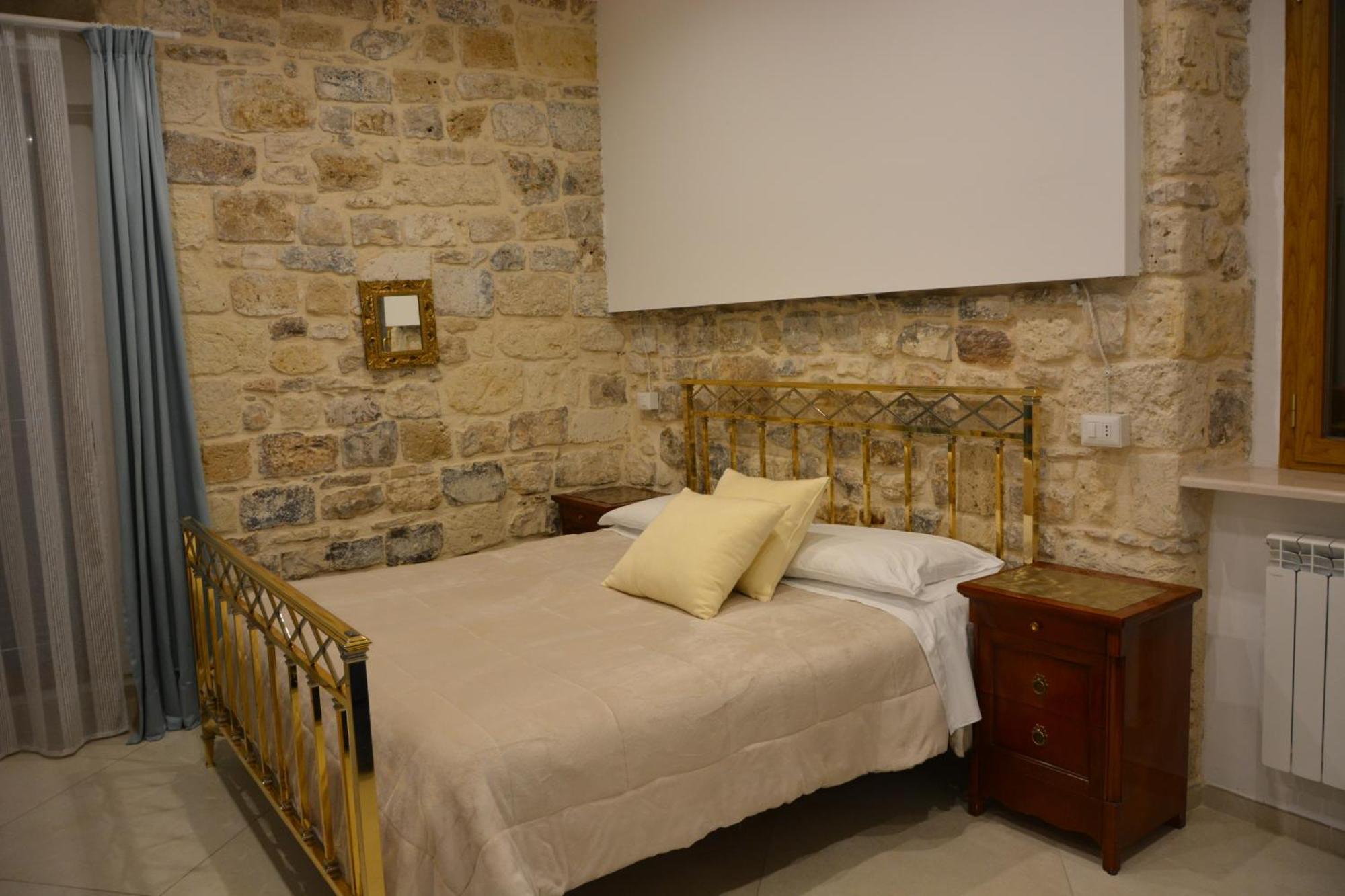 Dimora Del Carmine Hotel Bari Kültér fotó