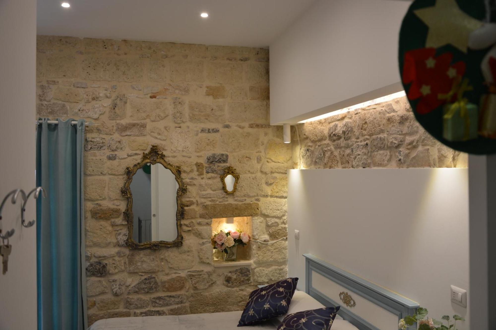 Dimora Del Carmine Hotel Bari Kültér fotó