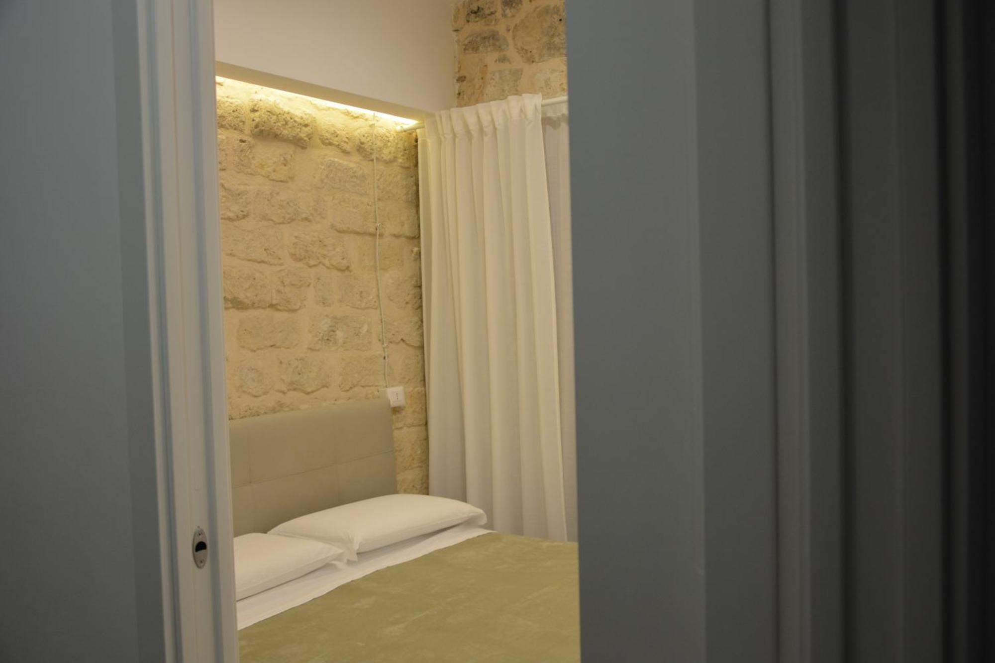 Dimora Del Carmine Hotel Bari Kültér fotó