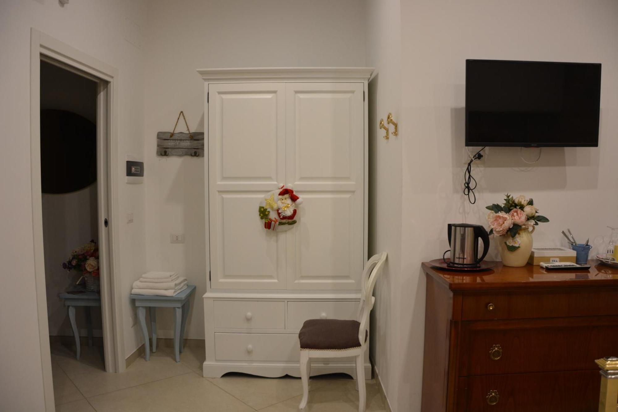 Dimora Del Carmine Hotel Bari Kültér fotó