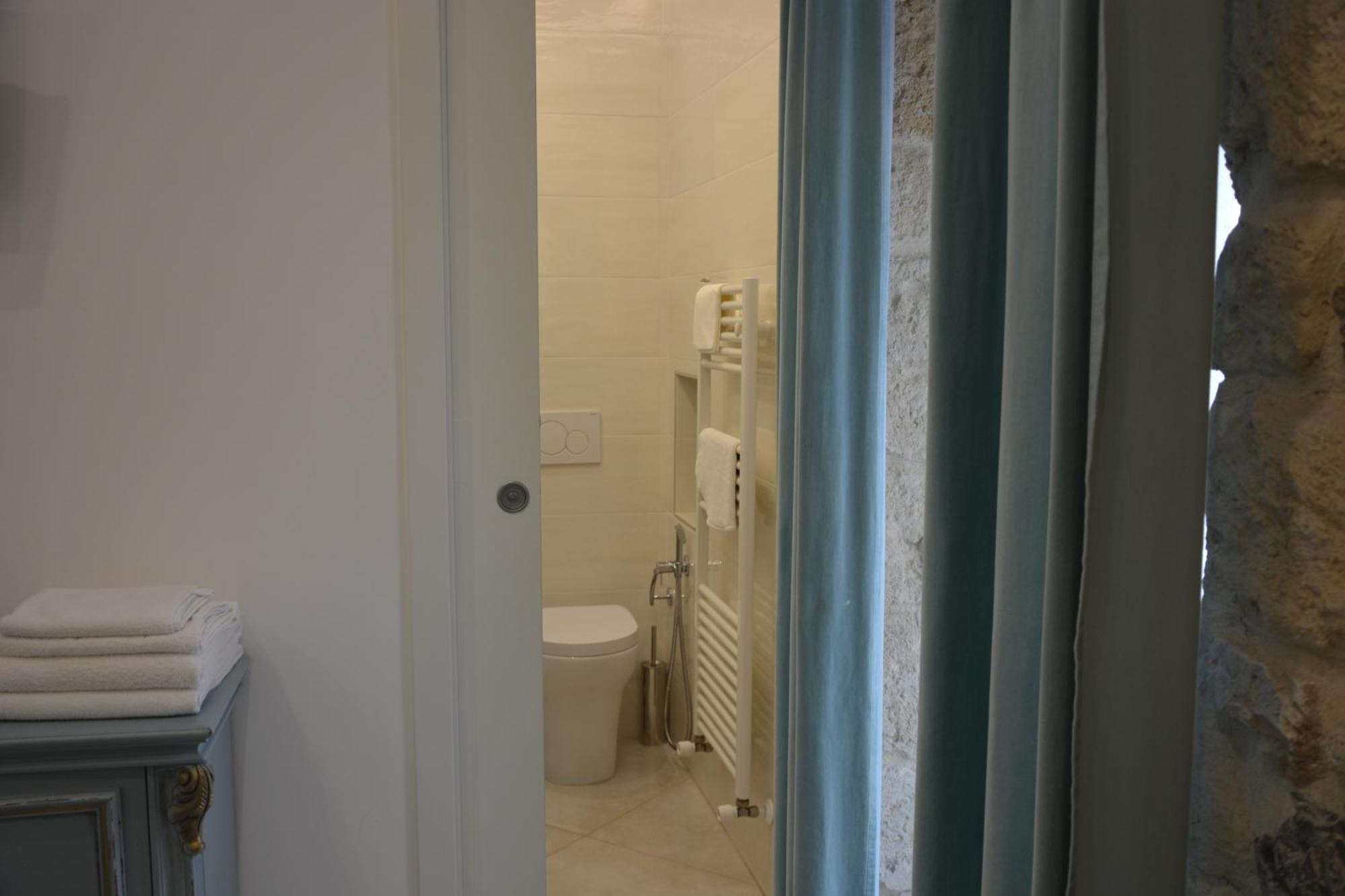 Dimora Del Carmine Hotel Bari Kültér fotó